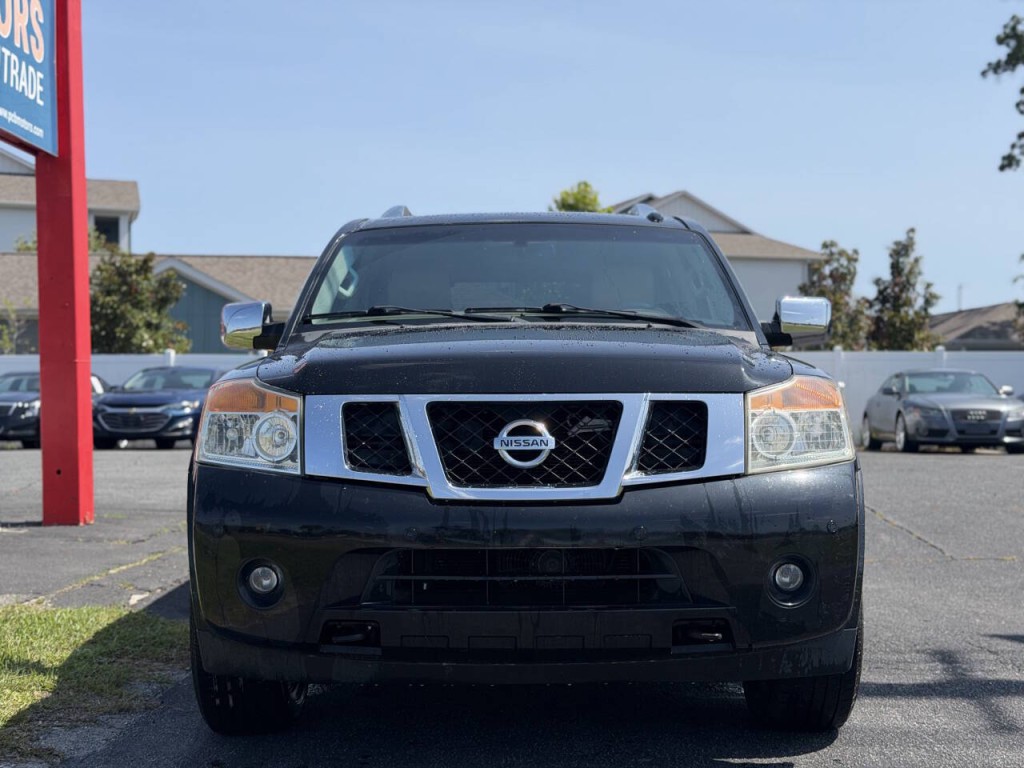 2014 Nissan Armada Image 2