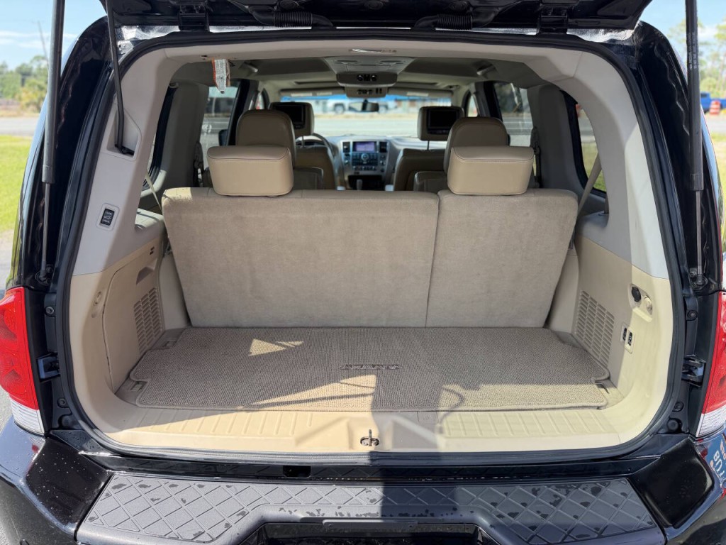 2014 Nissan Armada Image 7