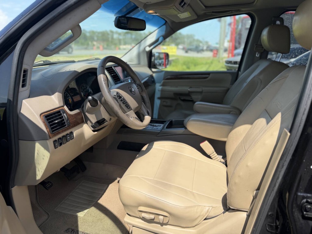 2014 Nissan Armada Image 10