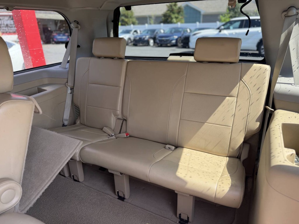 2014 Nissan Armada Image 13
