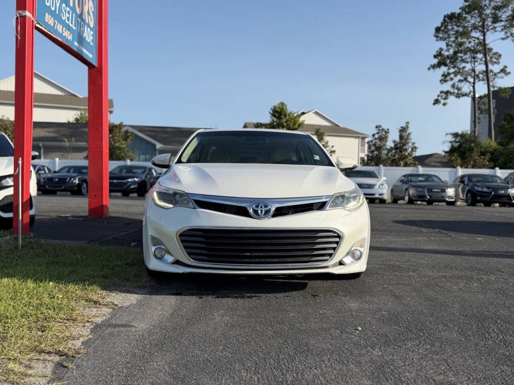 2013 Toyota Avalon Image 2