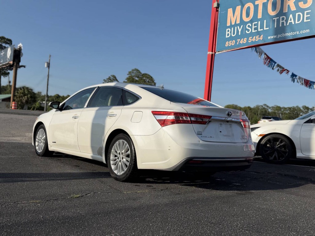 2013 Toyota Avalon Image 4
