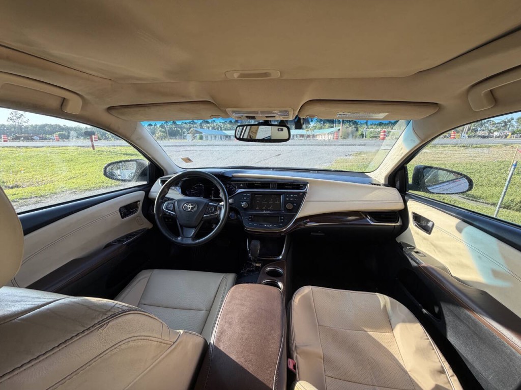 2013 Toyota Avalon Image 8