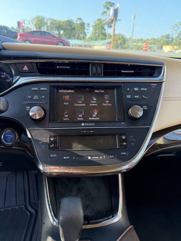 2013 Toyota Avalon Image 12