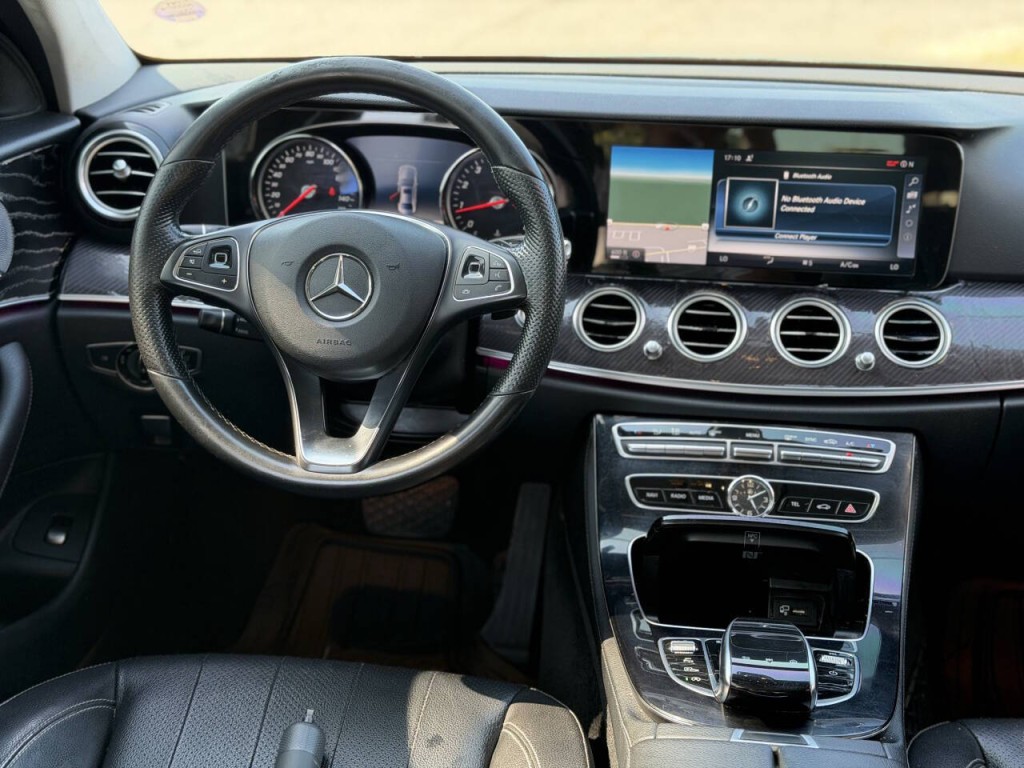 2017 Mercedes-Benz E-Class Image 12
