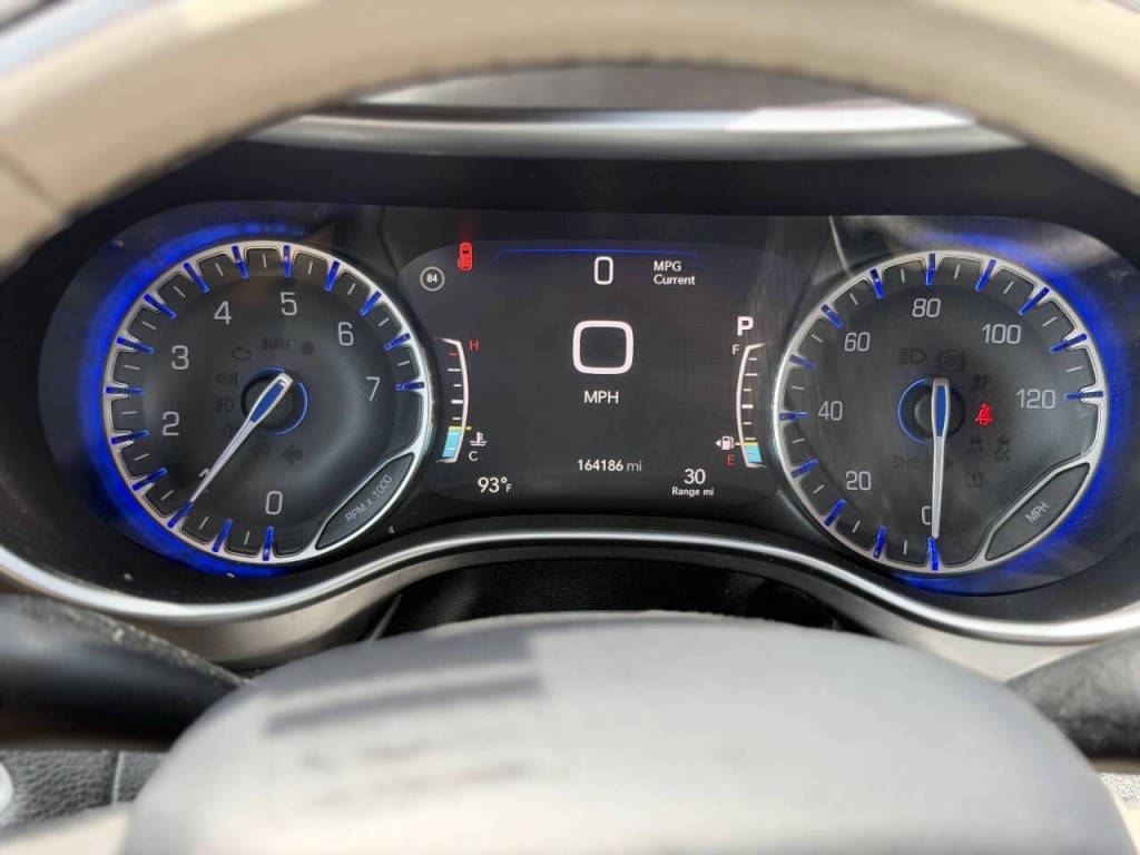 2018 Chrysler Pacifica Image 13