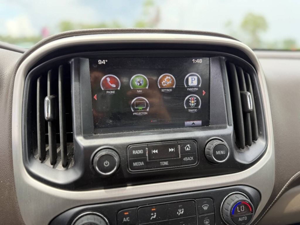 2016 GMC Canyon Image 13