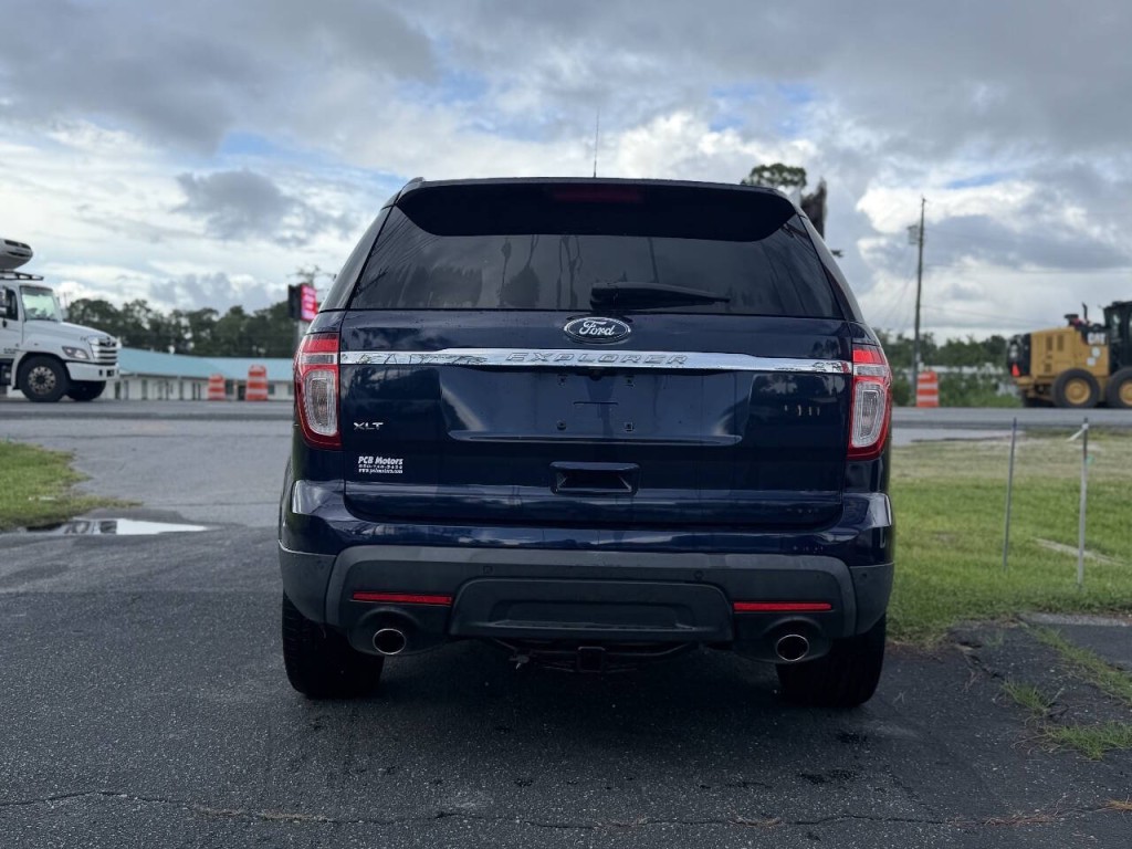 2011 Ford Explorer Image 5