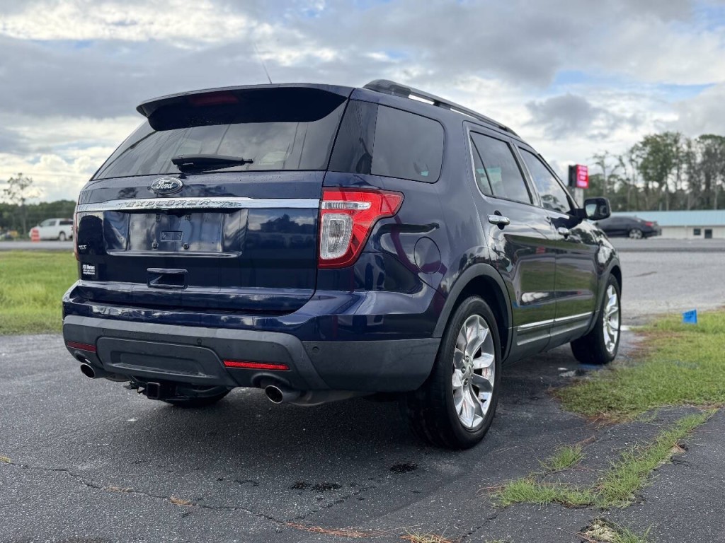2011 Ford Explorer Image 6