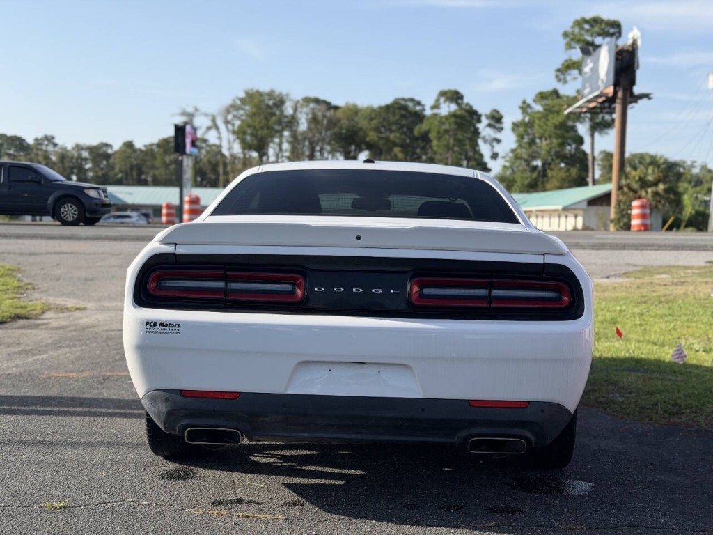 2020 Dodge Challenger Image 4