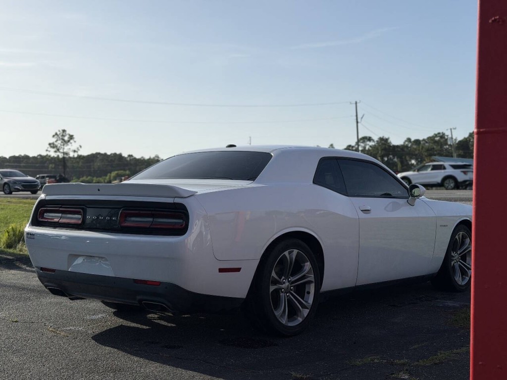 2020 Dodge Challenger Image 5