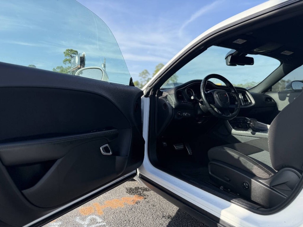 2020 Dodge Challenger Image 6
