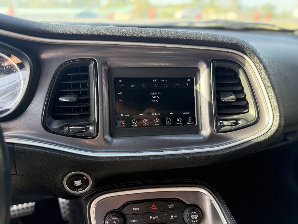2020 Dodge Challenger Image 12