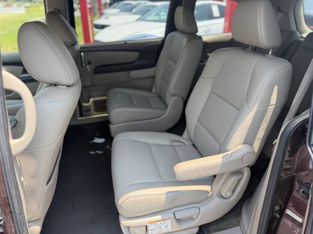 2014 Honda Odyssey Image 10