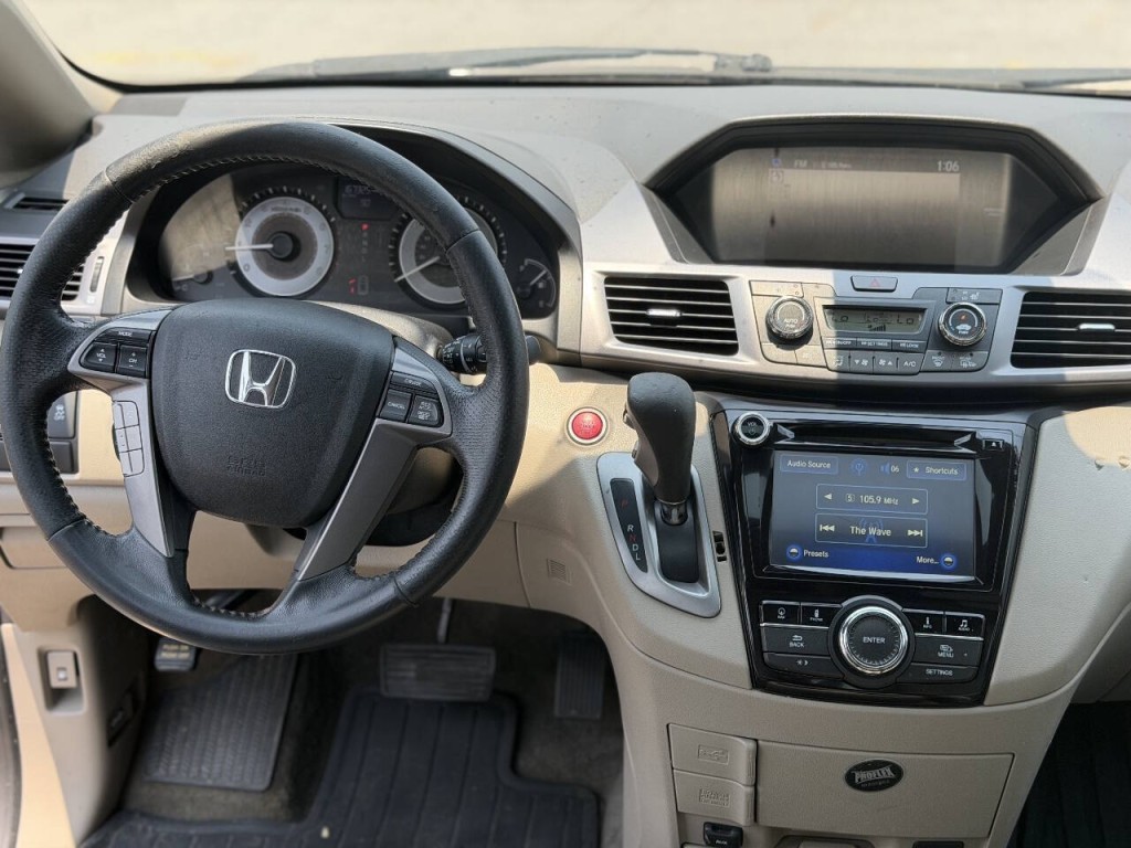 2014 Honda Odyssey Image 13