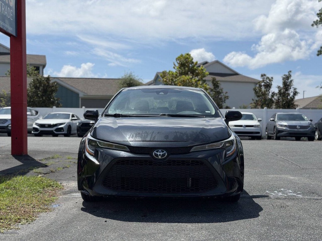 2021 Toyota Corolla Image 2