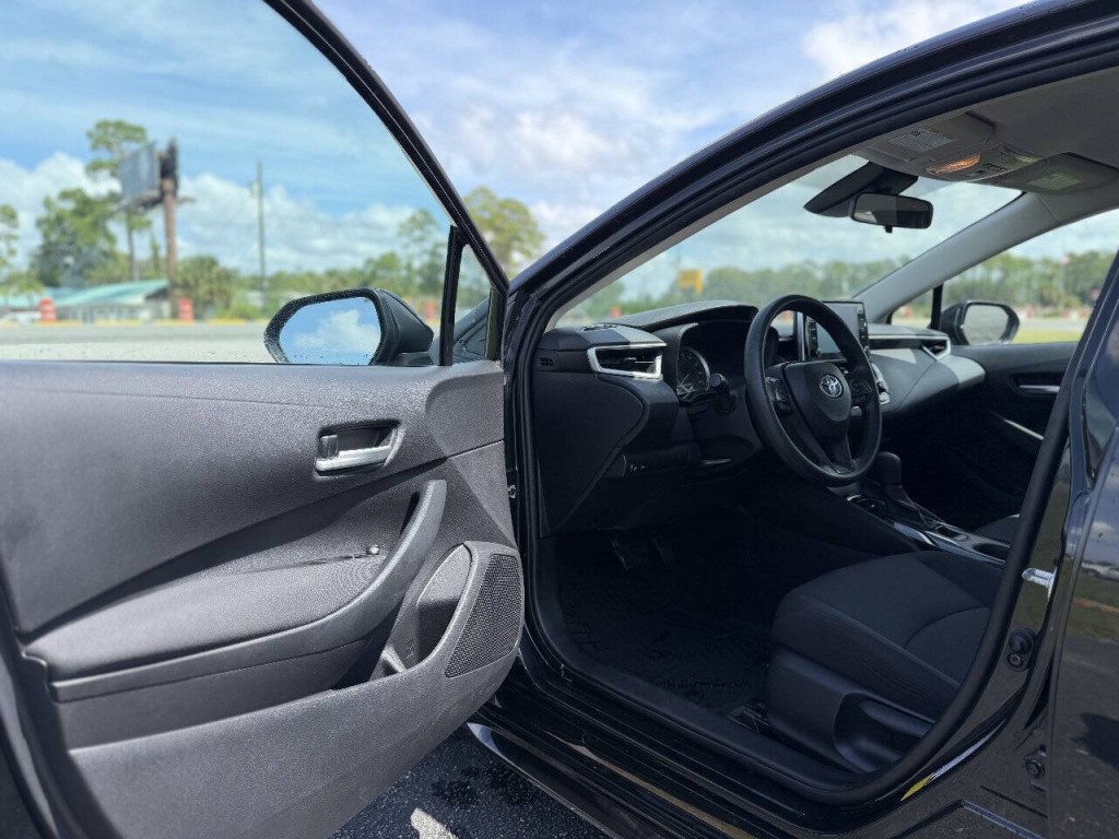 2021 Toyota Corolla Image 6