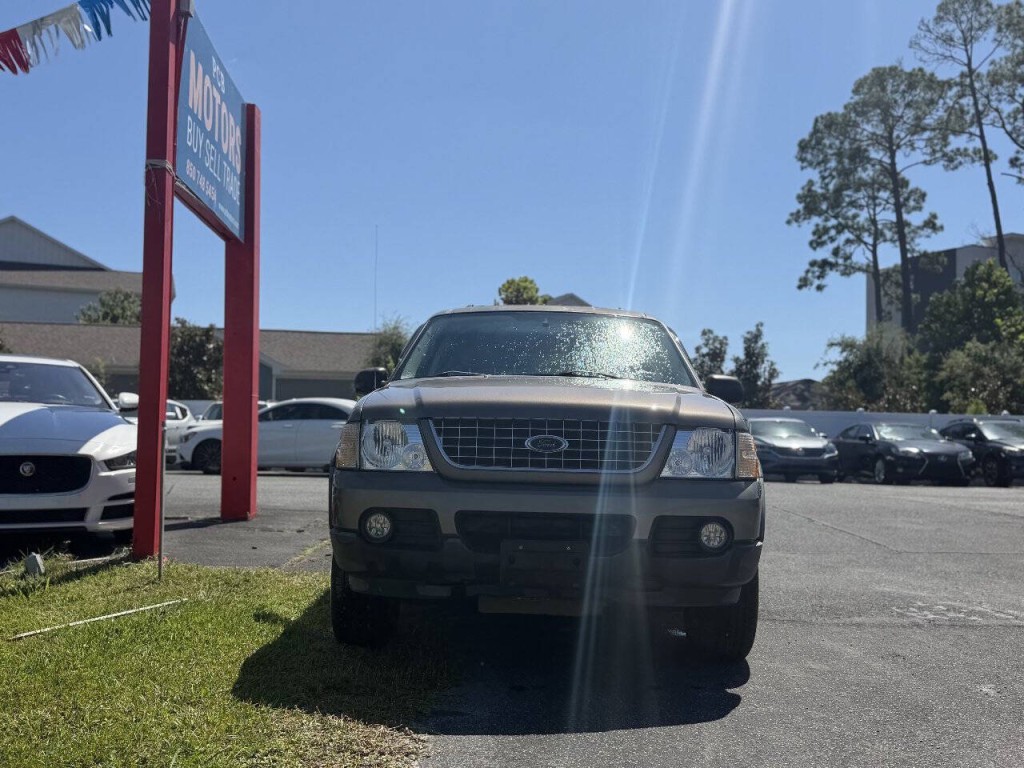 2003 Ford Explorer Image 2