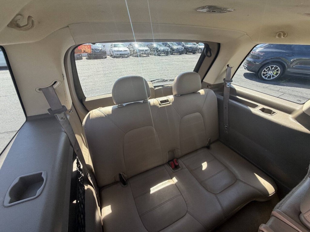 2003 Ford Explorer Image 10