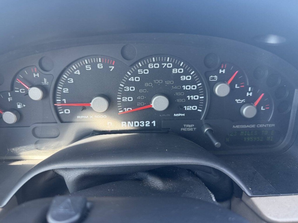 2003 Ford Explorer Image 14