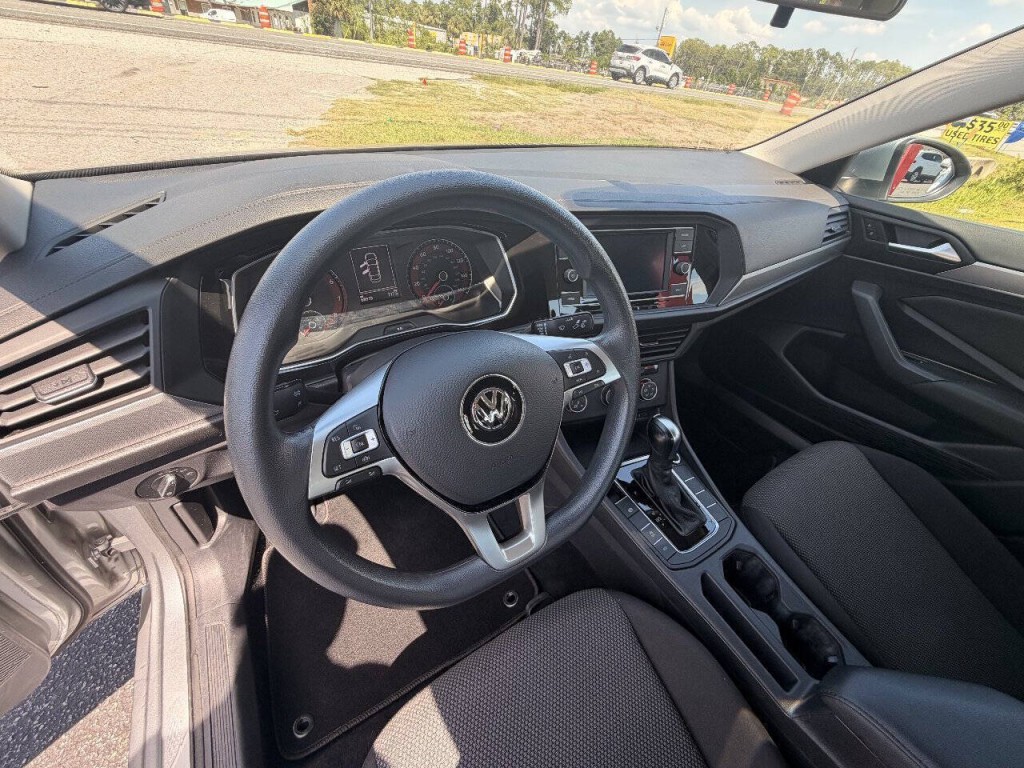 2021 Volkswagen Jetta Image 9