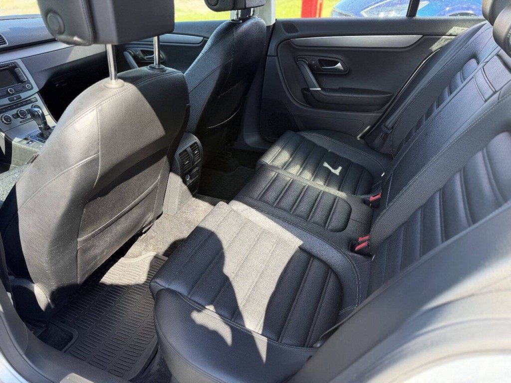2013 Volkswagen CC Image 8