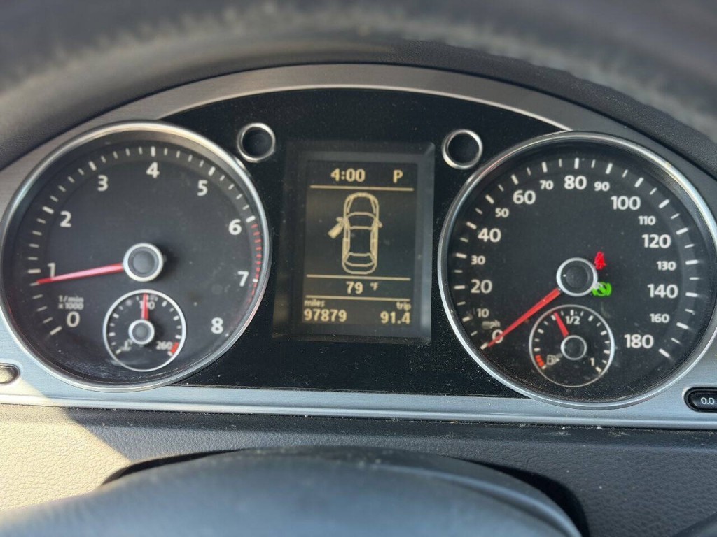 2013 Volkswagen CC Image 11