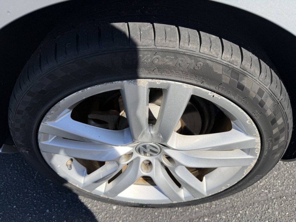 2013 Volkswagen CC Image 17