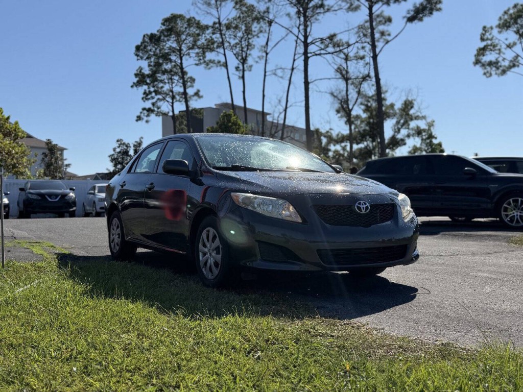 2010 Toyota Corolla Image 3