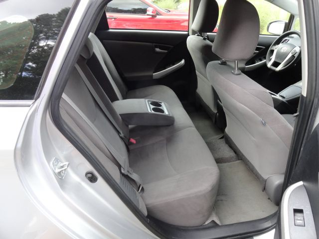 2014 Toyota Prius Image 14