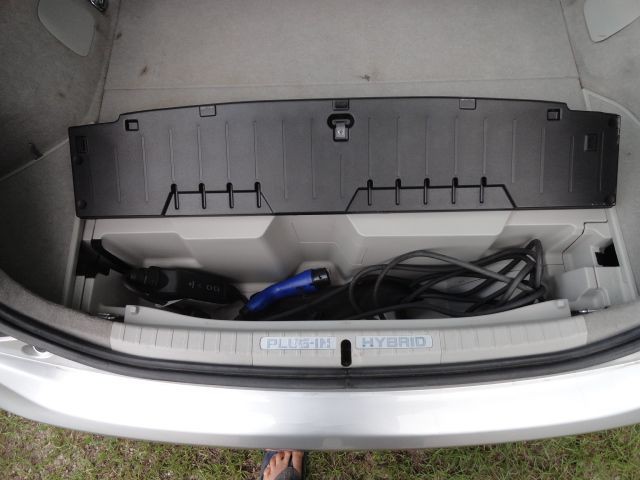 2014 Toyota Prius Image 17