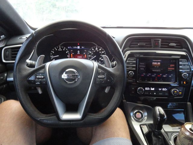 2020 Nissan Maxima Image 17