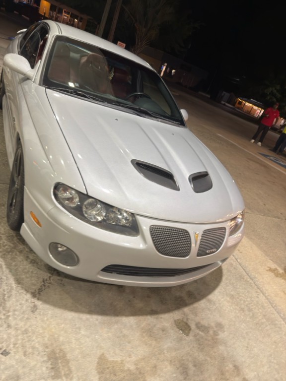 2006 Pontiac GTO Image 5