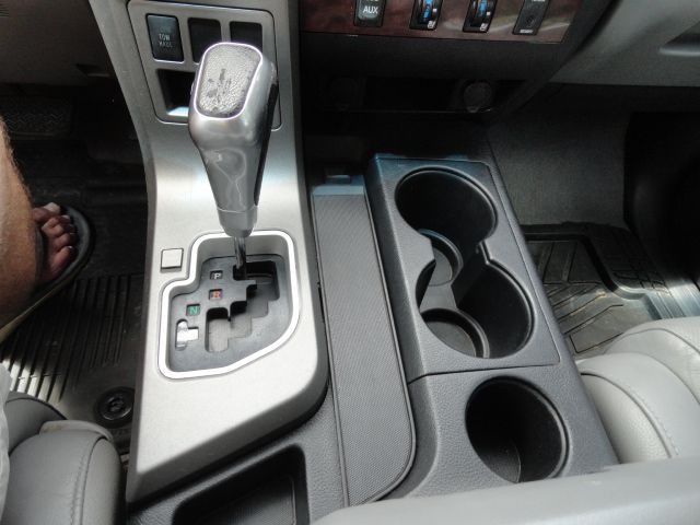 2011 Toyota Tundra Image 13