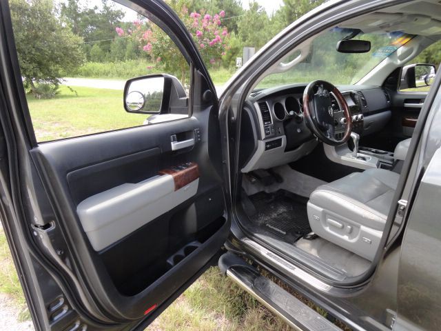 2011 Toyota Tundra Image 15