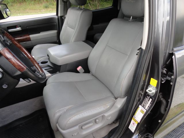 2011 Toyota Tundra Image 16