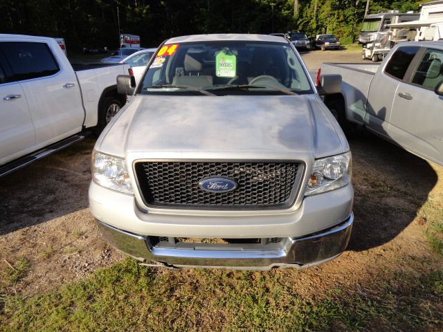 2004 Ford F-150 Image 2