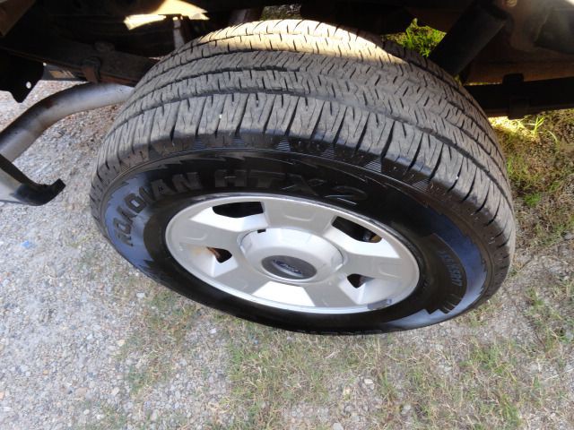 2004 Ford F-150 Image 13