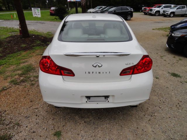 2011 INFINITI G37 Image 6