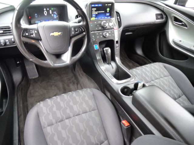 2014 Chevrolet Volt Image 10