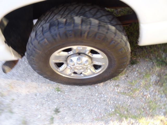 2005 Dodge Ram 2500 Image 9