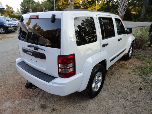 2012 Jeep Liberty Image 7
