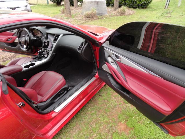 2018 INFINITI Q60 Image 14