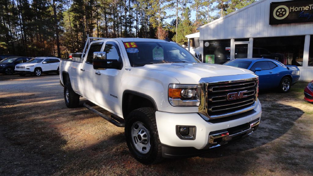 2015 GMC Sierra 2500 Image 2