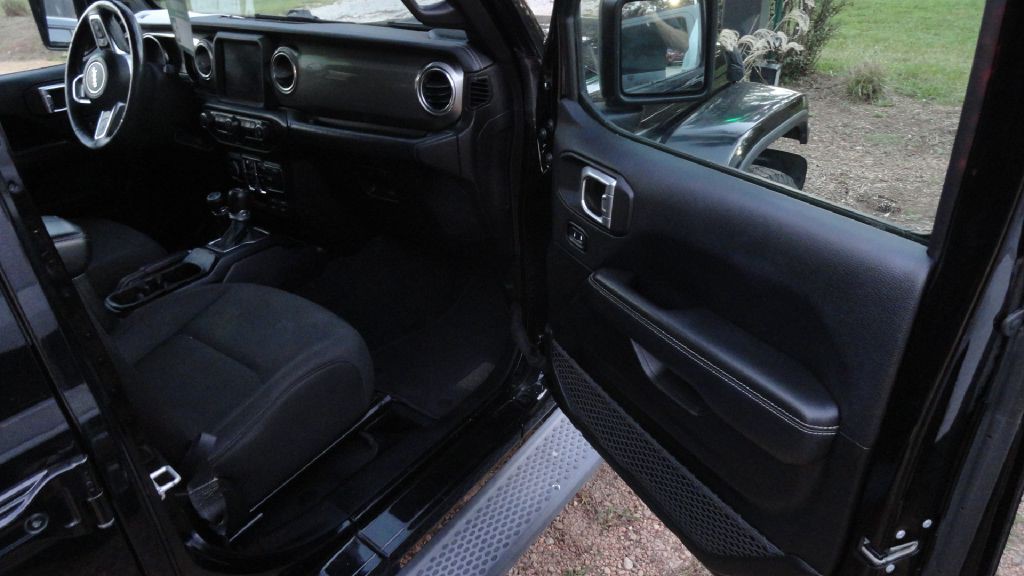 2018 Jeep Wrangler Unlimited Image 18