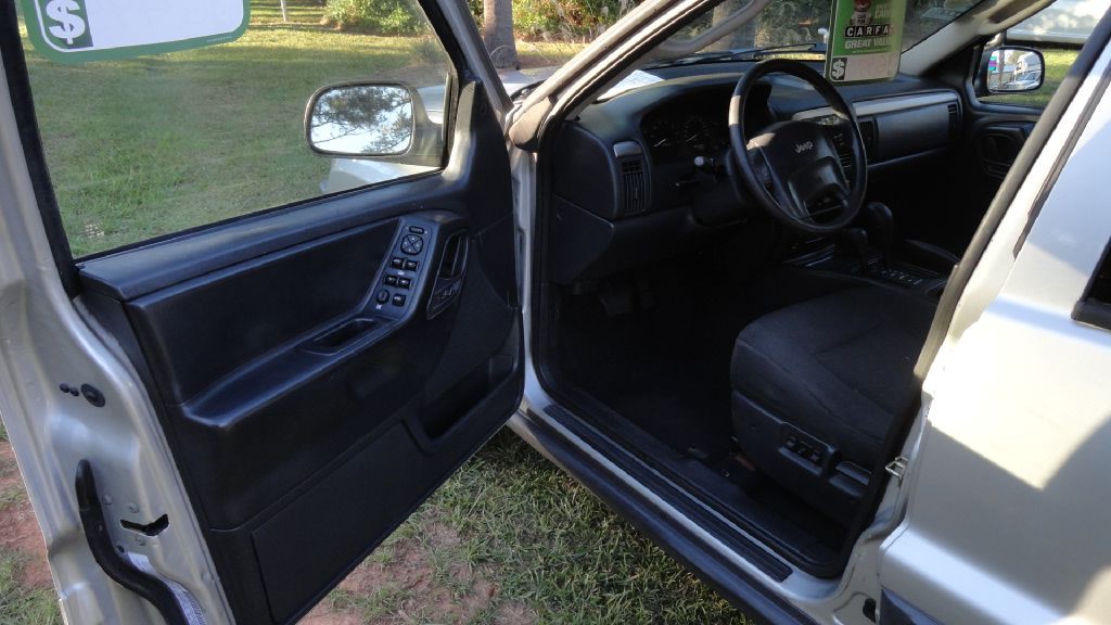 2004 Jeep Grand Cherokee Image 11