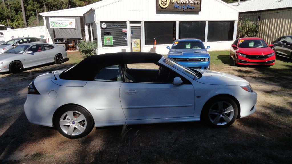 2010 Saab 9-3 Image 8