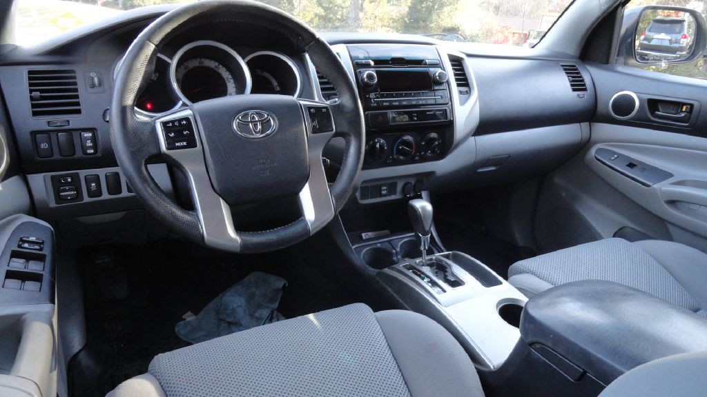 2012 Toyota Tacoma Image 12