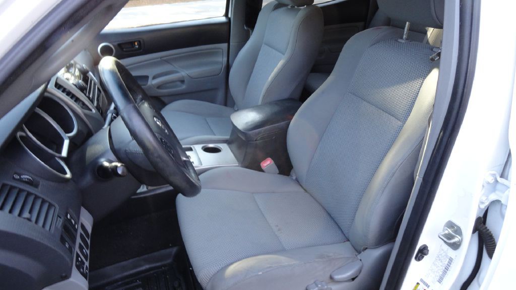 2012 Toyota Tacoma Image 14