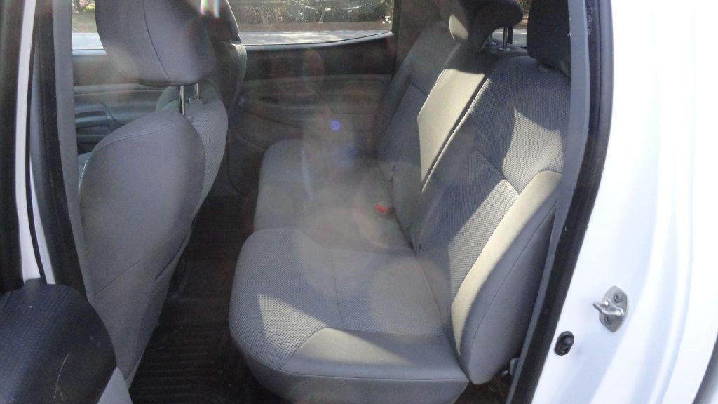 2012 Toyota Tacoma Image 15